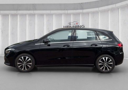 Mercedes-Benz B 250, 2022