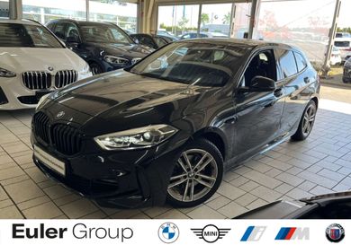 BMW 118, 2021
