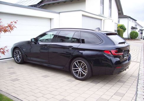 BMW 530, 2022