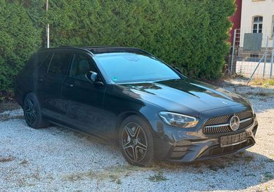 Mercedes-Benz E 300, 2022