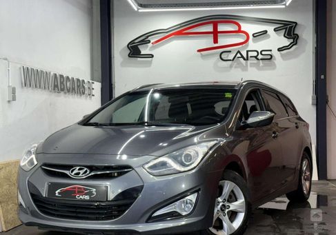 Hyundai i40, 2012