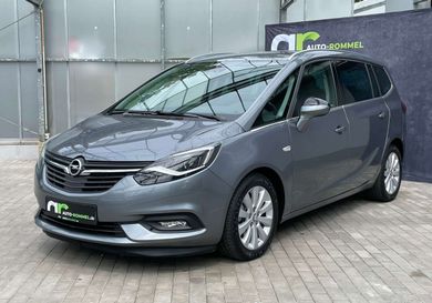 Opel Zafira Tourer, 2017
