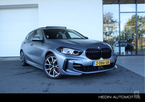 BMW 118, 2024