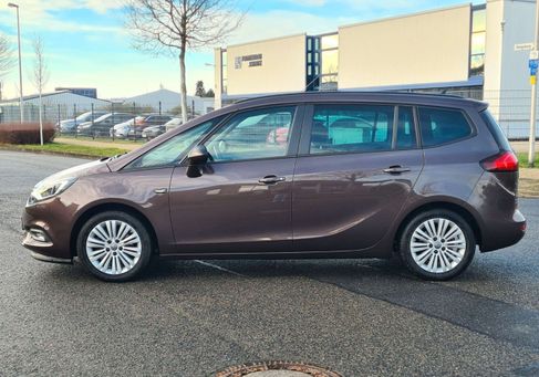 Opel Zafira Tourer, 2017
