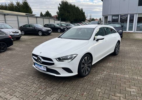 Mercedes-Benz CLA 200, 2021