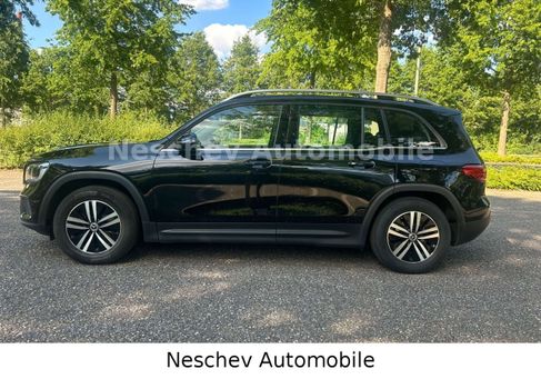 Mercedes-Benz GLB 200, 2022
