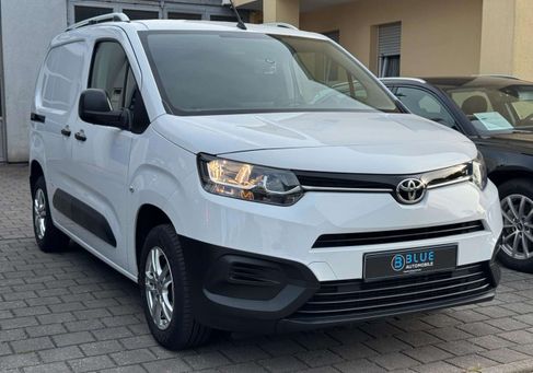 Toyota Proace, 2023 3