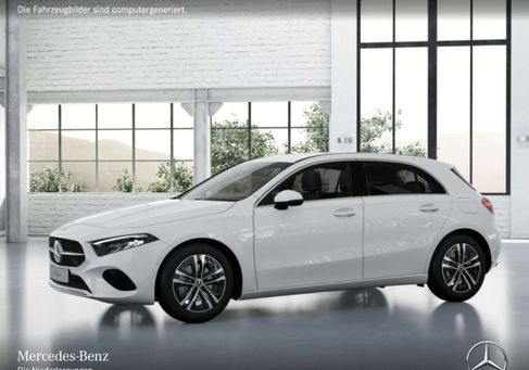 Mercedes-Benz A 200, 2025