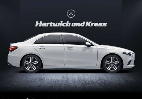 Mercedes-Benz A 200, 2021