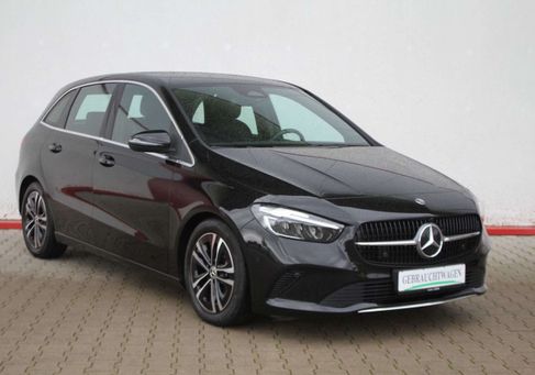 Mercedes-Benz B 180, 2024