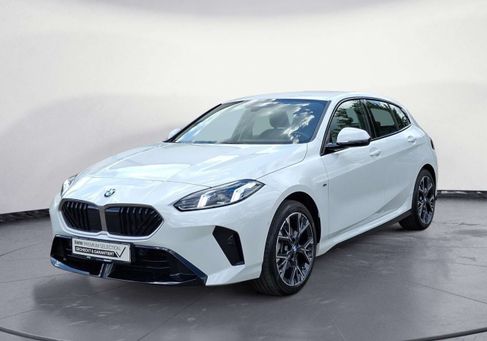 BMW 120, 2025