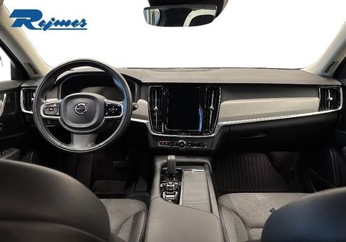 Volvo V90 Cross Country, 2021