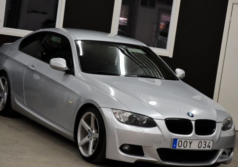 BMW 325, 2010