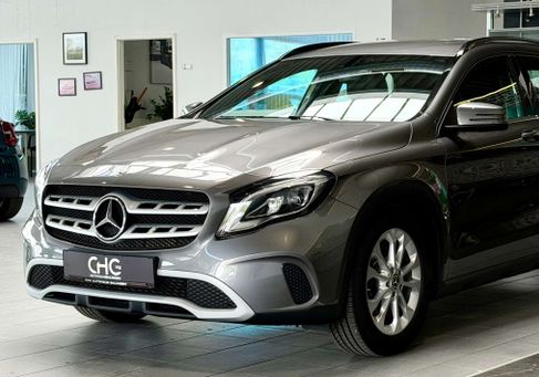 Mercedes-Benz GLA 220, 2018