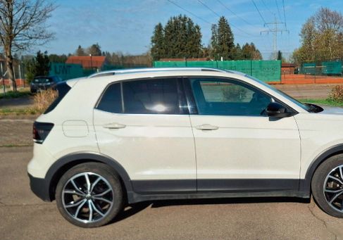Volkswagen T-Cross, 2021