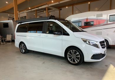 Mercedes-Benz, 2022