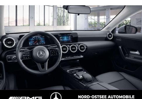 Mercedes-Benz CLA 250, 2021