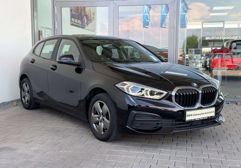 BMW 118, 2023
