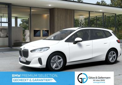 BMW 220, 2025
