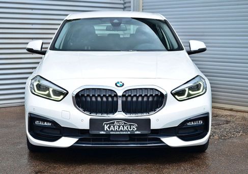 BMW 118, 2022 2