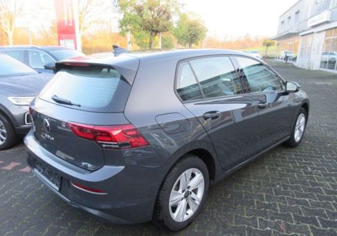 Volkswagen Golf, 2024 2
