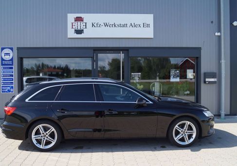 Audi A4, 2023