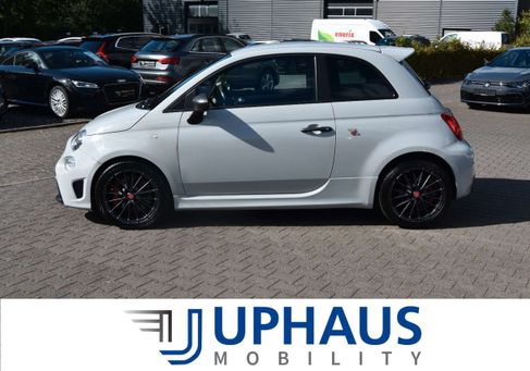 Abarth 695, 2022 2