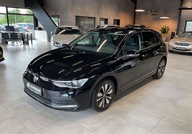 Volkswagen Golf, 2023