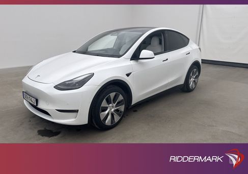 Tesla Model Y, 2021