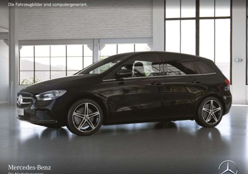 Mercedes-Benz B 250, 2022