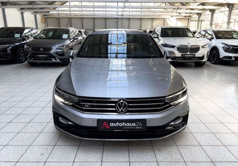 Volkswagen Passat, 2021