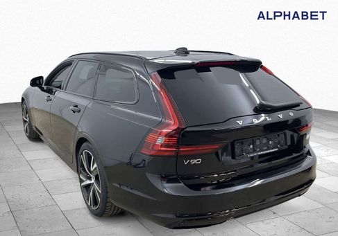 Volvo V90, 2023