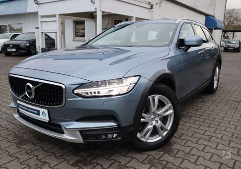 Volvo V90 Cross Country, 2017