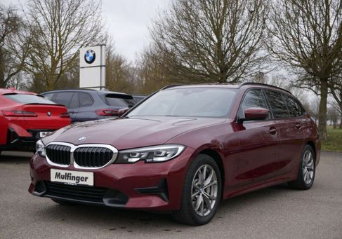 BMW 330, 2022
