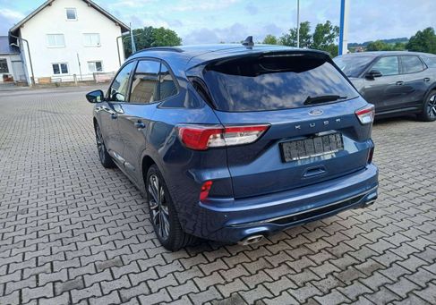 Ford Kuga, 2022