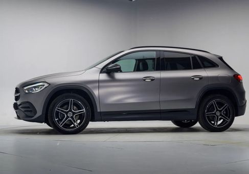 Mercedes-Benz GLA 250, 2022