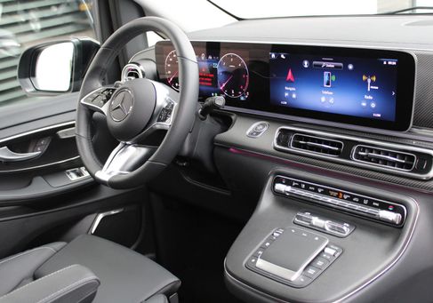 Mercedes-Benz V 300, 2025