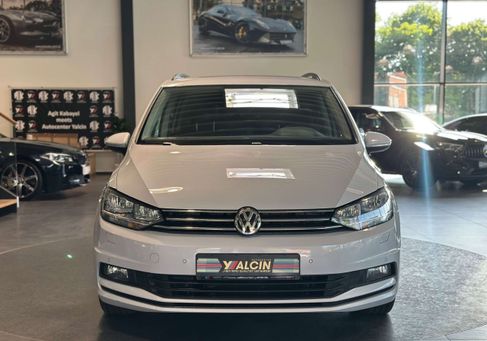 Volkswagen Touran, 2019 2