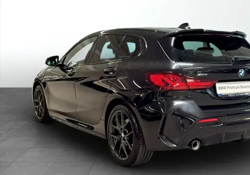 BMW 120, 2021