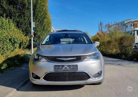 Chrysler Pacifica, 2018