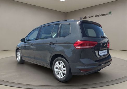 Volkswagen Touran, 2022 3