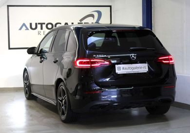 Mercedes-Benz B 250, 2022