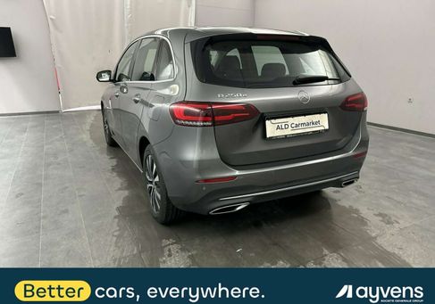 Mercedes-Benz B 250, 2022