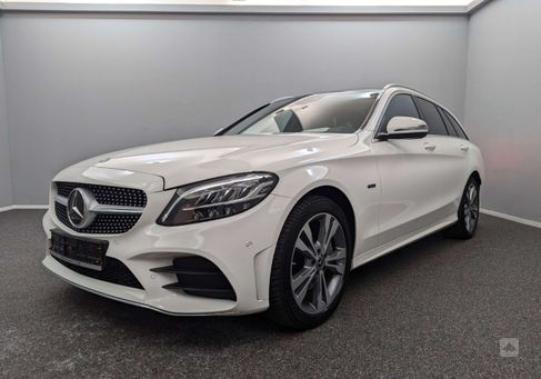 Mercedes-Benz C 300, 2021