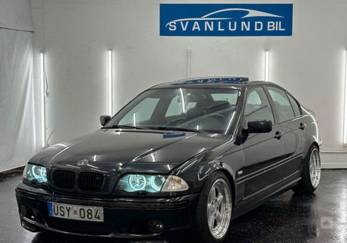 BMW 330, 2001