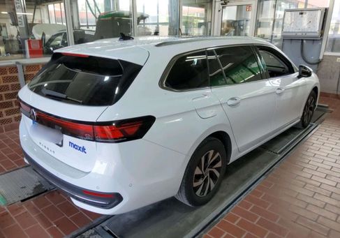 Volkswagen Passat Variant, 2024