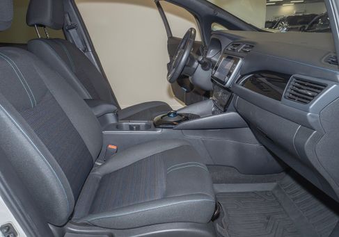 Nissan Leaf, 2022 2