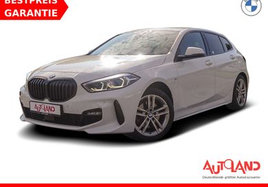 BMW 118, 2021