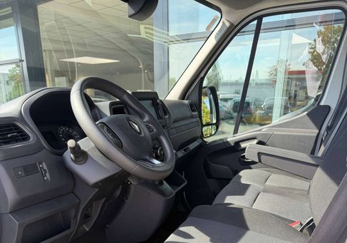Renault Master, 2023