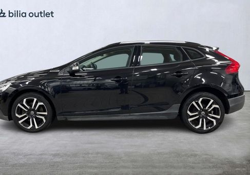 Volvo V40 Cross Country, 2017